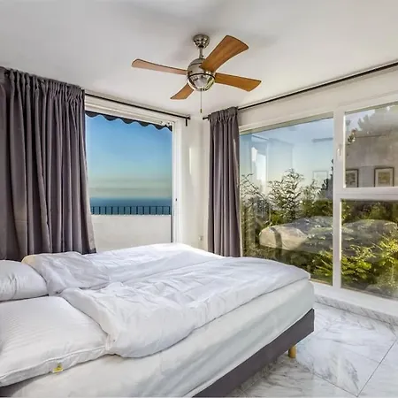 103-penthouse Apartment, Stunning Views, Apartment *