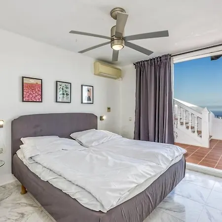 103-penthouse Apartment, Stunning Views, Apartment *