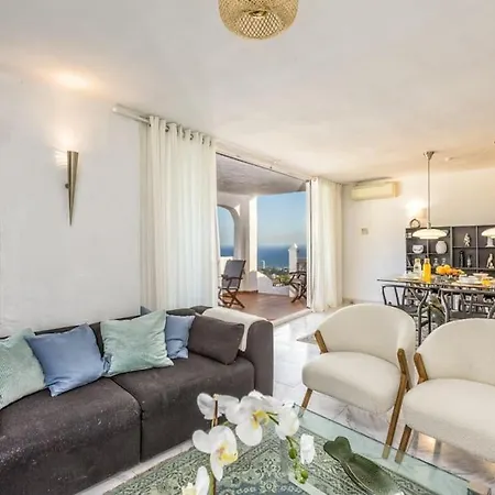 Apartment 103-penthouse Apartment, Stunning Views, *